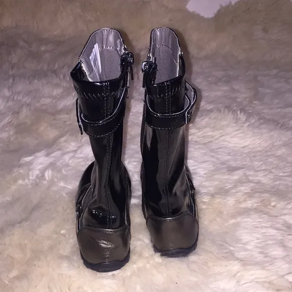 💕 Kenneth Cole Reaction Black &amp; Pewter Boots