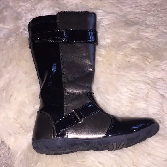 💕 Kenneth Cole Reaction Black &amp; Pewter Boots