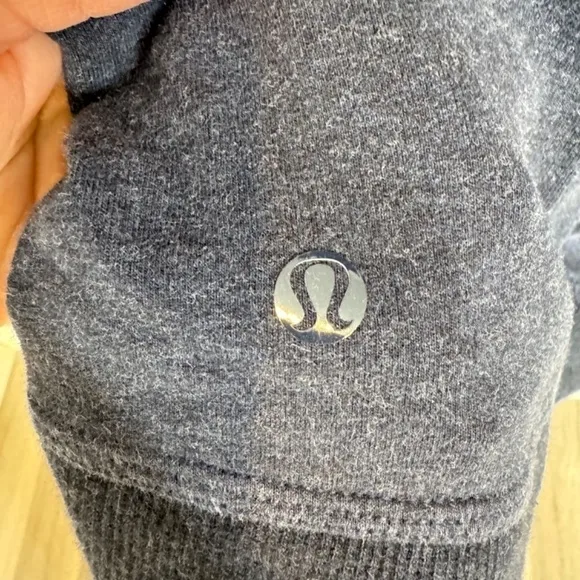❄️ Lululemon Stress Less Hoodie ❄️