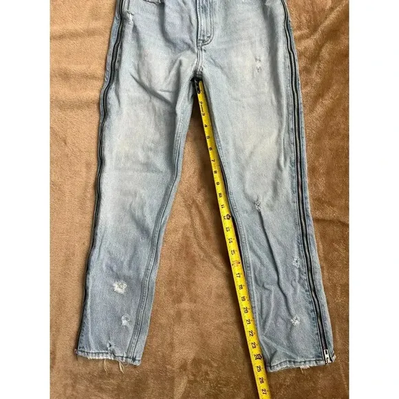 Abercrombie &amp; Fitch Annie High Rise Girlfriend Jean Size 25/US 0