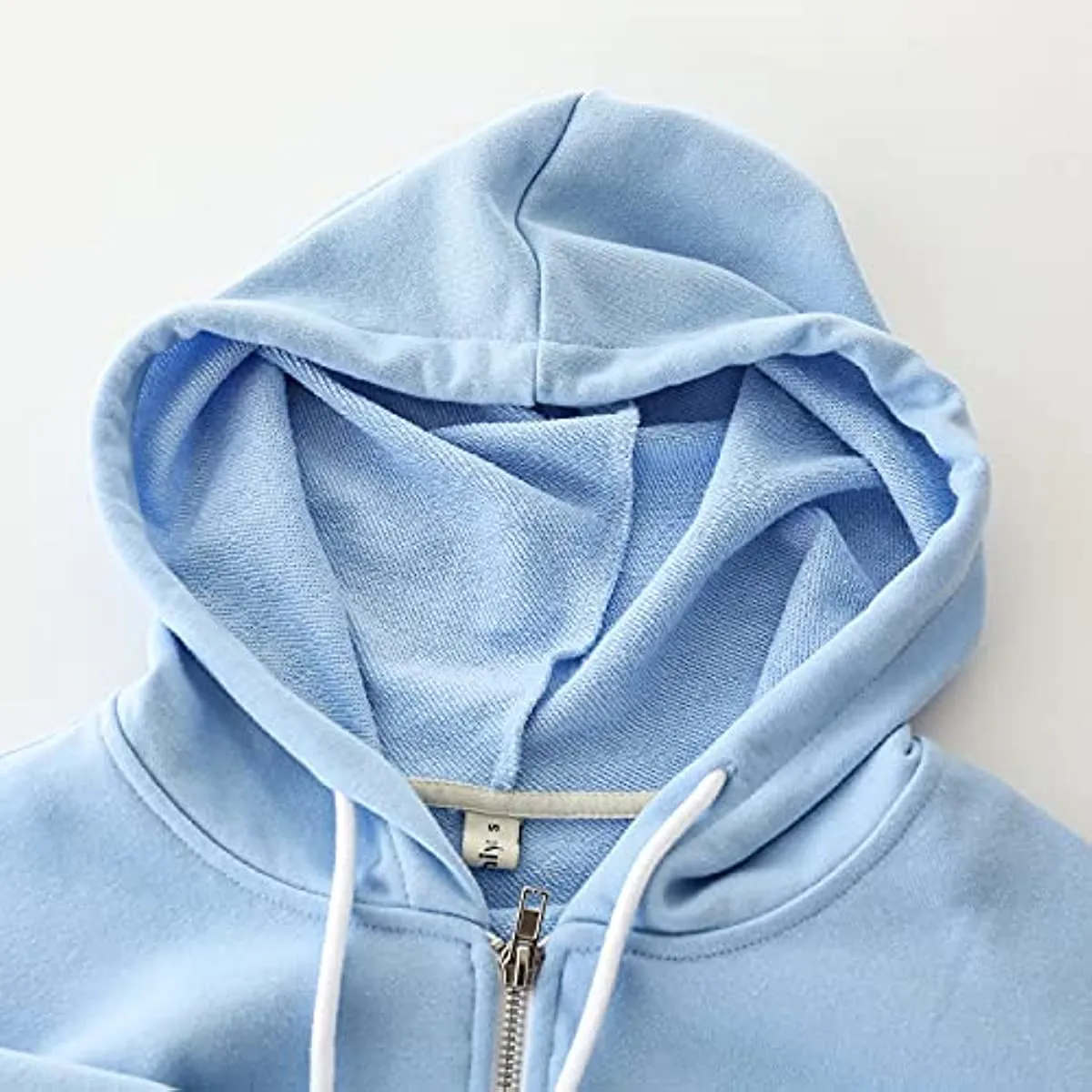 Amazhiyu Women’s Cropped Zip up Hoodie with Pockets