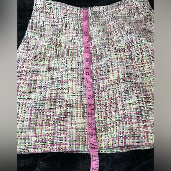 Ann Taylor women’s multicolor Confetti Tweed A-Line Pocket Skirt. Size 8