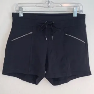 ATHLETA BRAND NEW SIZE SMALL JET BLACK METRO BIKE SHORTS
