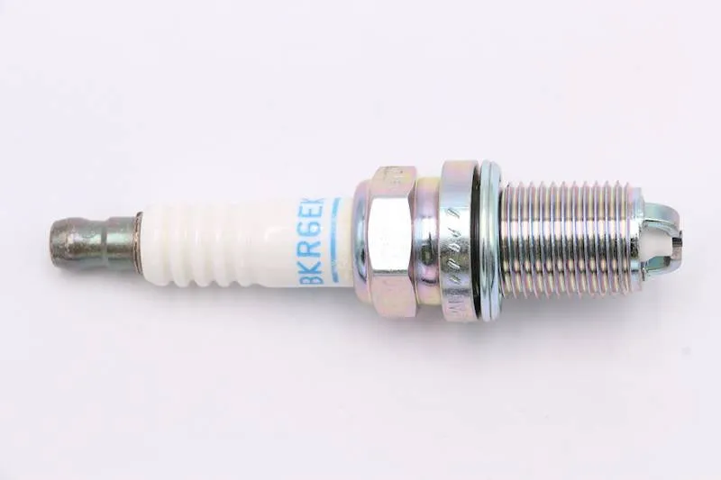 BKR6EKU NGK Spark Plug    -     Set Of  6     -     6993  -  Fast Tracked Shipping
