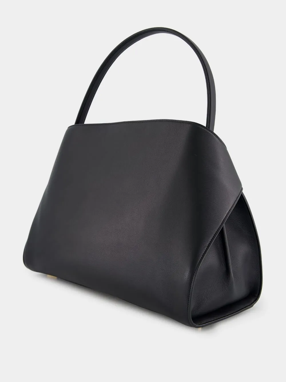 Black Hug Medium Shoulder Bag