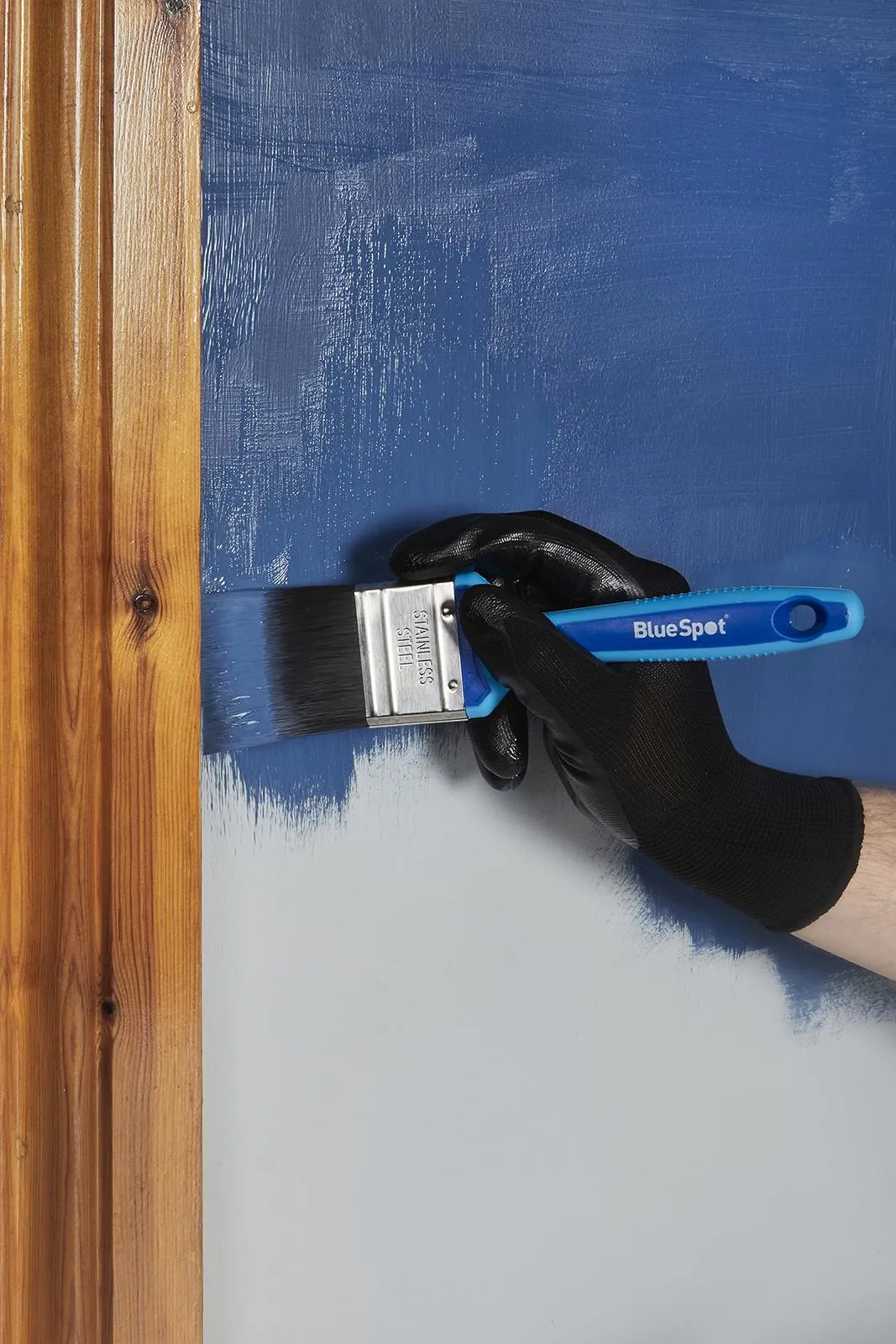 BlueSpot Synthetic Paint Brush with Soft Grip Handle 38mm (1 1/2")