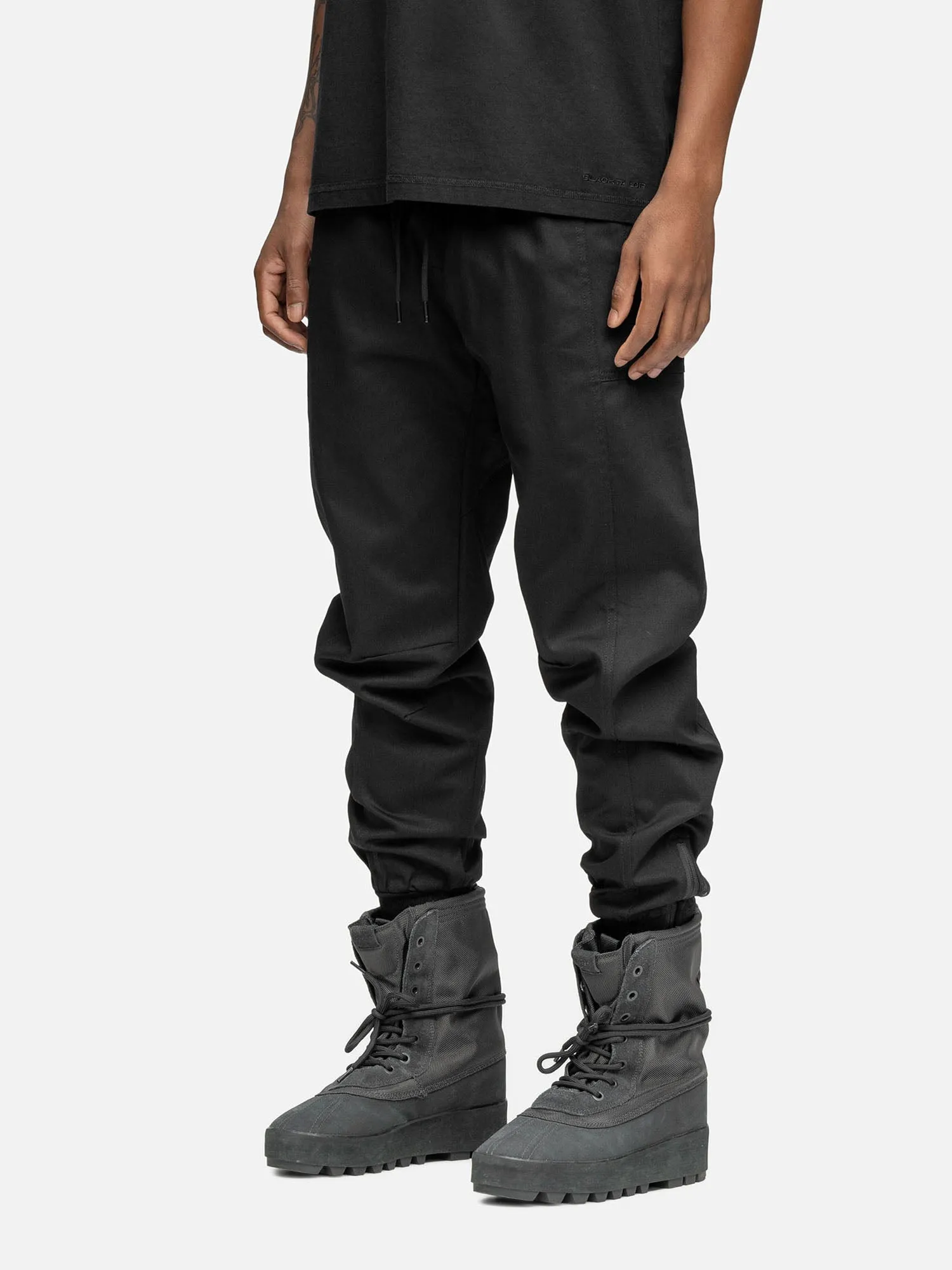 C2 CARGO BLACK
