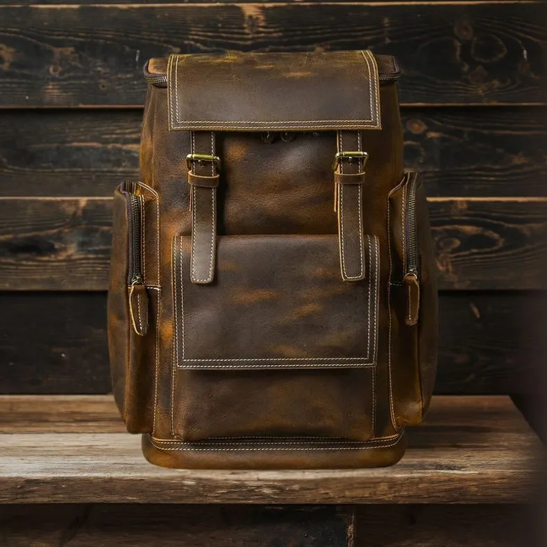 Carver | Crazy Horse Leather Rucksack