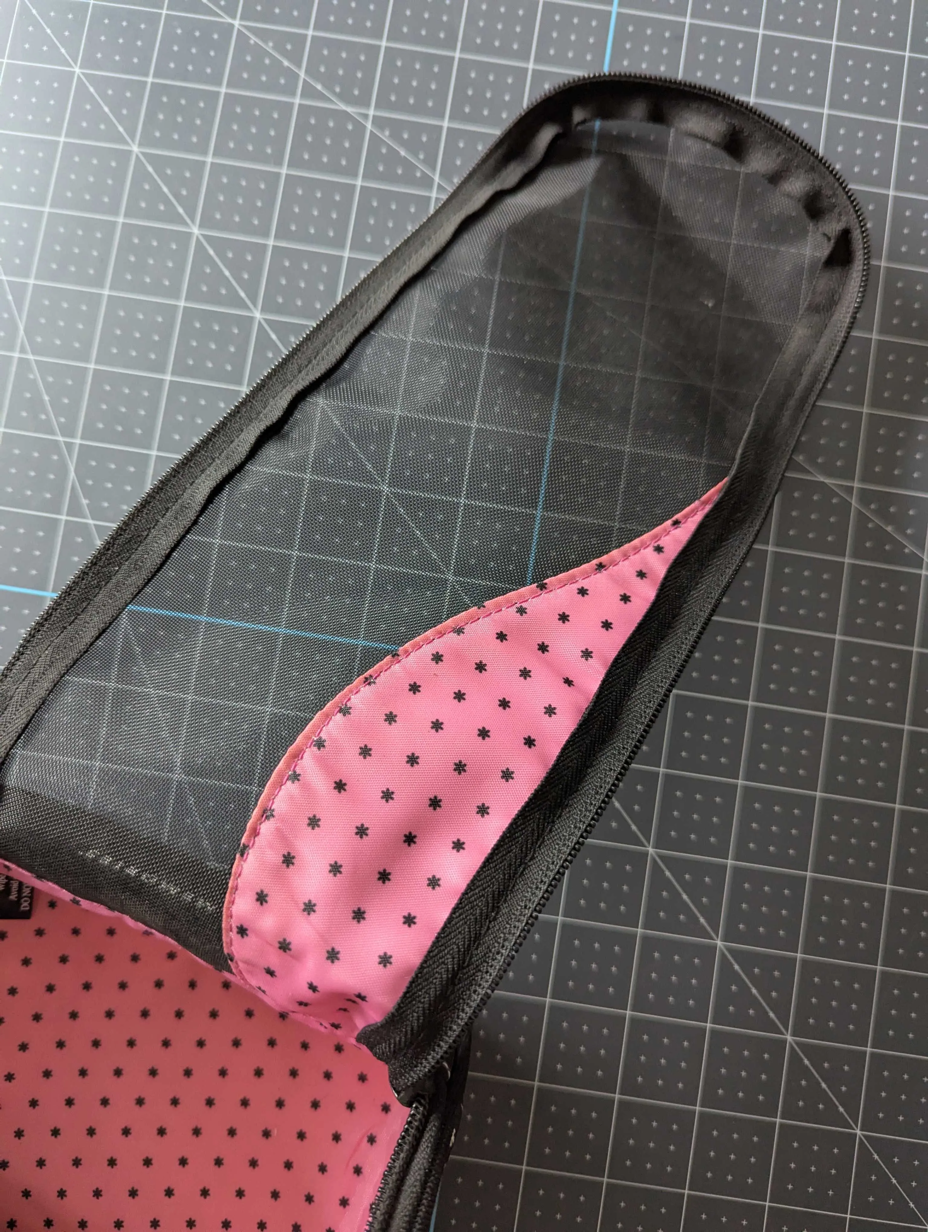 Creative Memories Daisy Case - Travel Craft Container