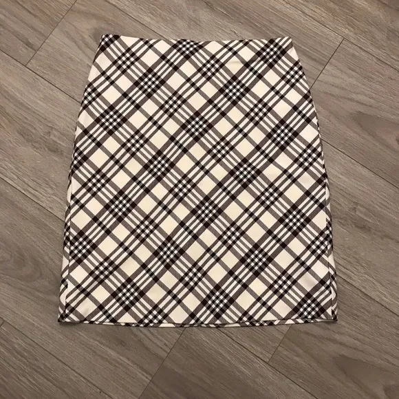 Express skirt