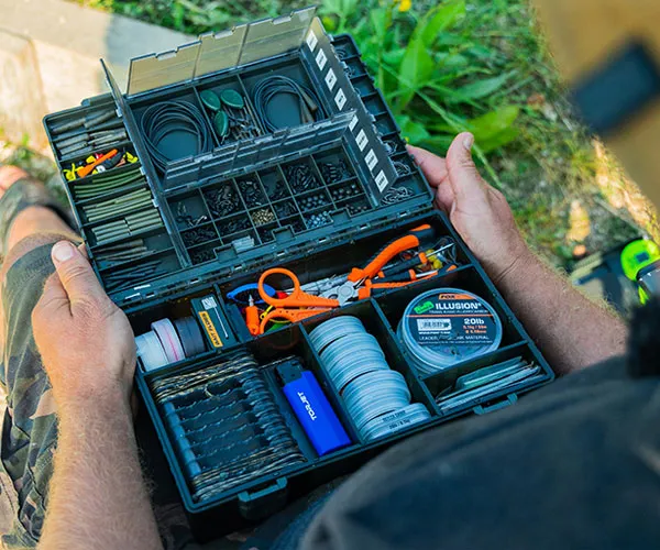 Fox Edges Medium Tackle Box
