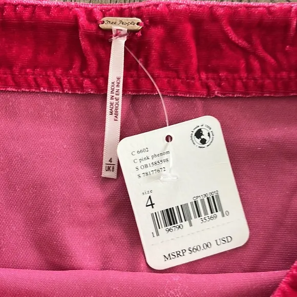 Free People Annalise Velvet Mini Skirt Pink Size 4 NWT