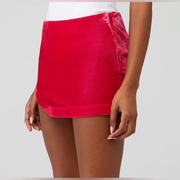 Free People Annalise Velvet Mini Skirt Pink Size 4 NWT