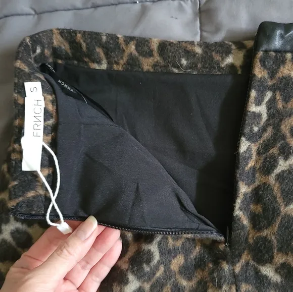 FRNCH | NWOT Hot Black/Tan Leopard Print Pencil Skirt (SIZE S)
