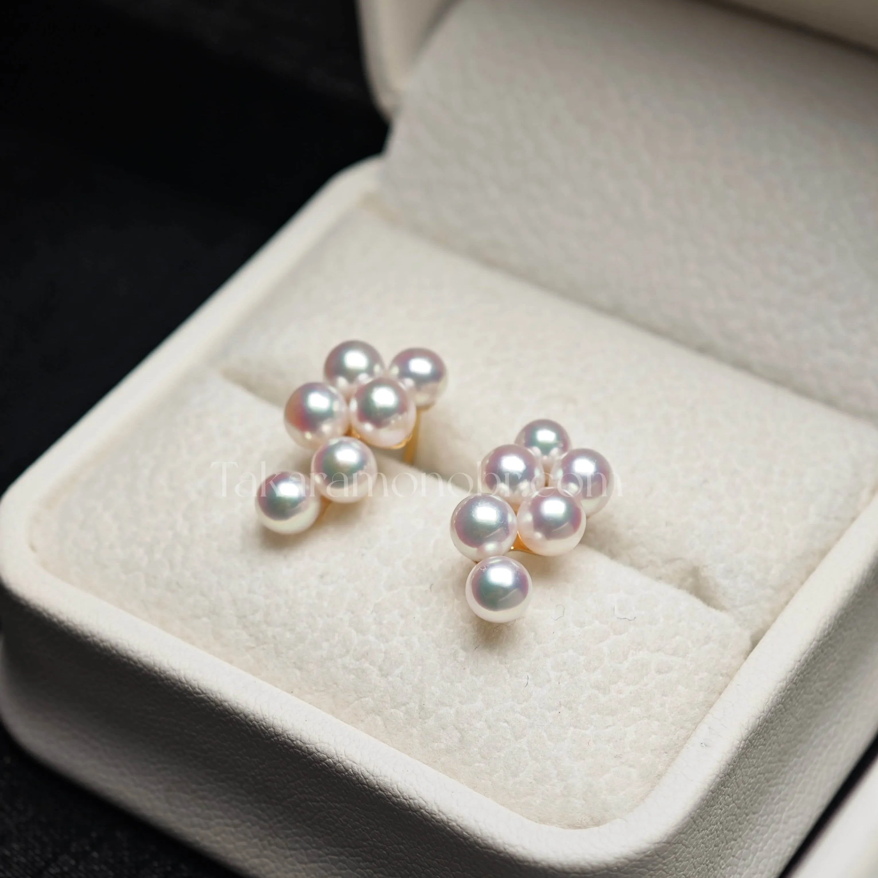 Grape Akoya Round White Baby Pearl Earrings, 4.0-4.5 mm