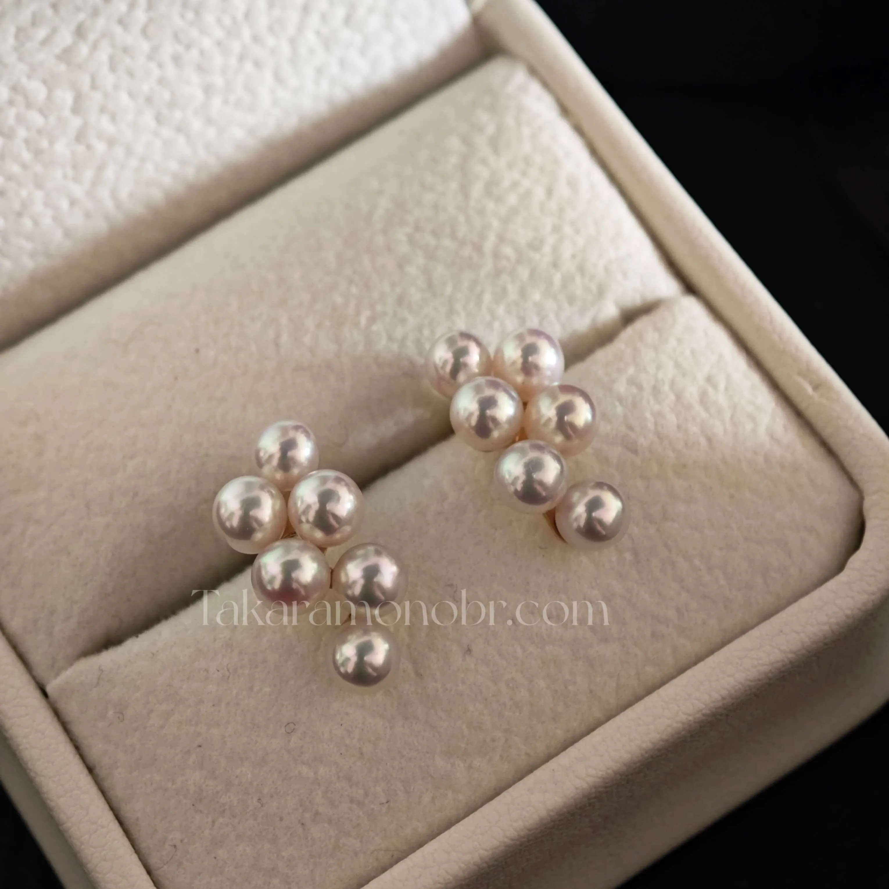 Grape Akoya Round White Baby Pearl Earrings, 4.0-4.5 mm