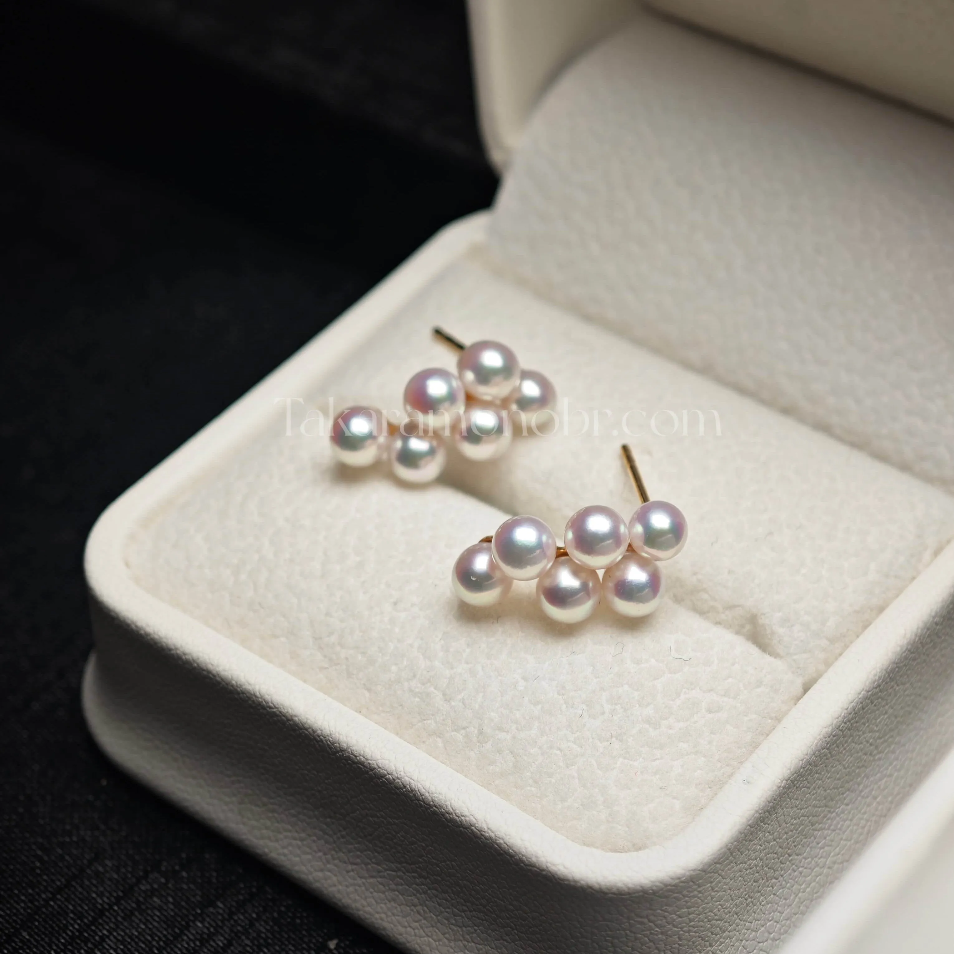 Grape Akoya Round White Baby Pearl Earrings, 4.0-4.5 mm