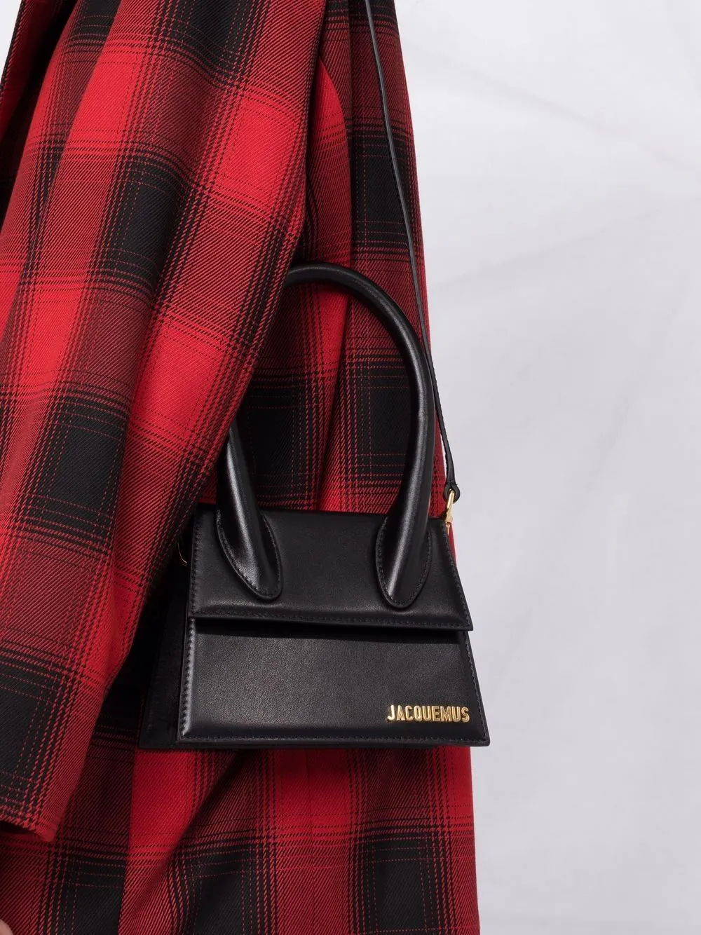 JACQUEMUS Mini Leather Shoulder Bag - 18cm x 13.5cm x 8cm