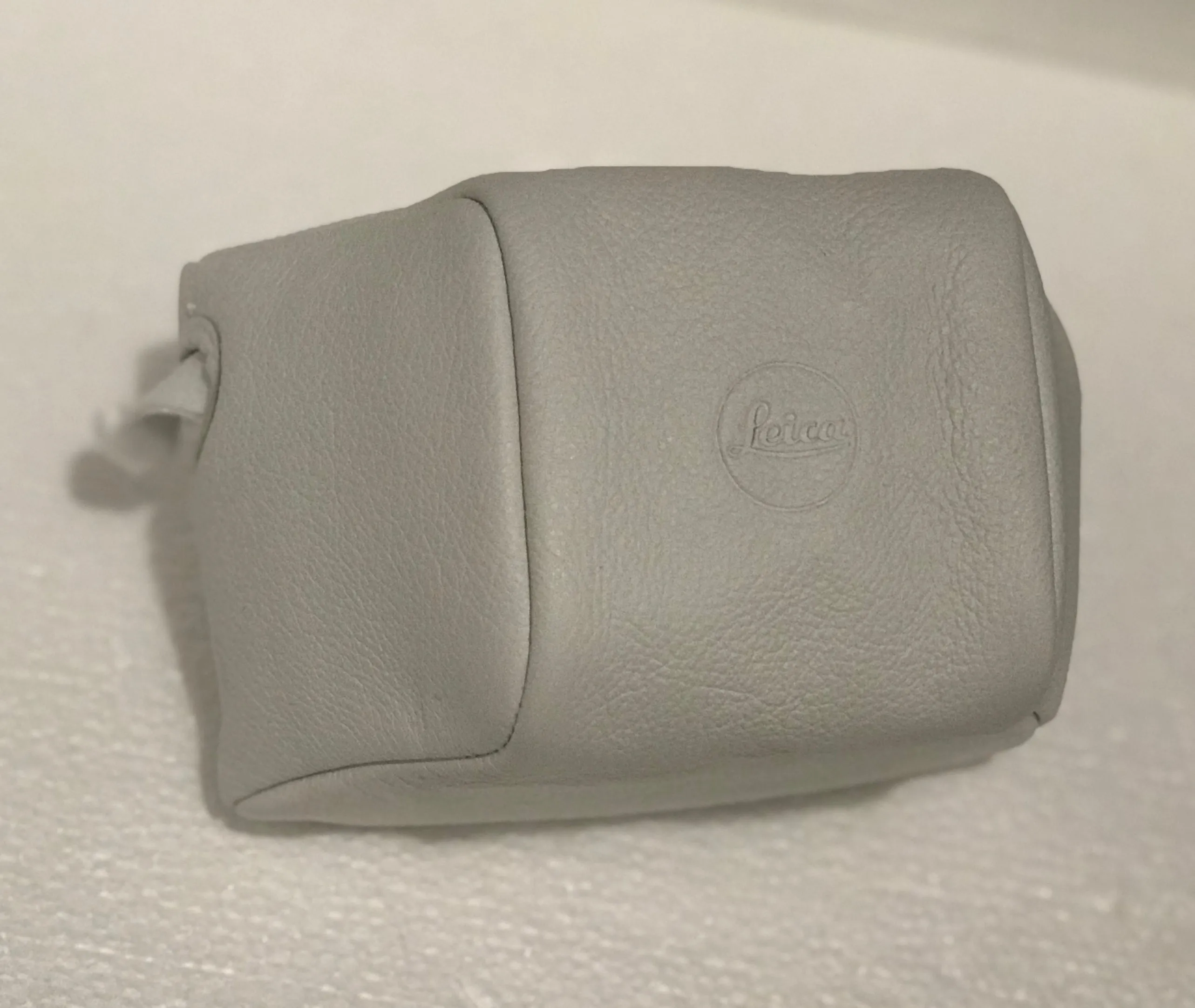Leica Soft Leather Case "Snow White"