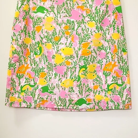 Lilly Pulitzer Corral  Fish and sea Horse Print Size 6