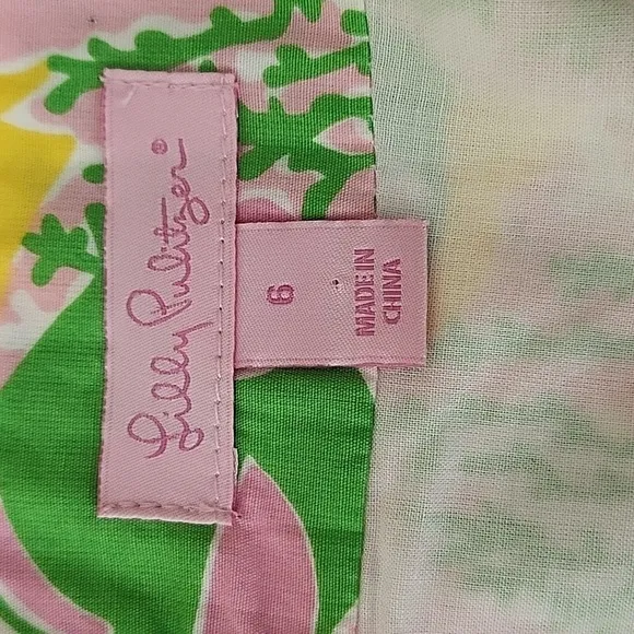Lilly Pulitzer Corral  Fish and sea Horse Print Size 6