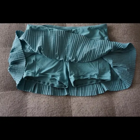 Lululemon Womens Pleat to Street Skirt Tennis Golf Pleated Blue Size 6
