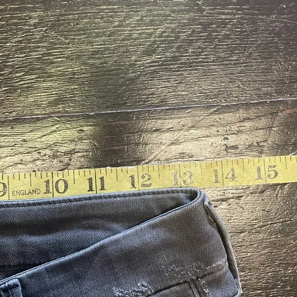 Mother The Looker Gray Distressed Skinny Jeans Size 25.