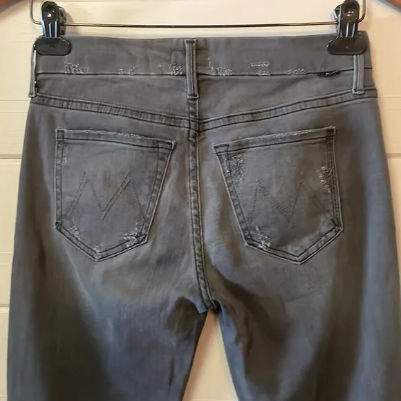 Mother The Looker Gray Distressed Skinny Jeans Size 25.