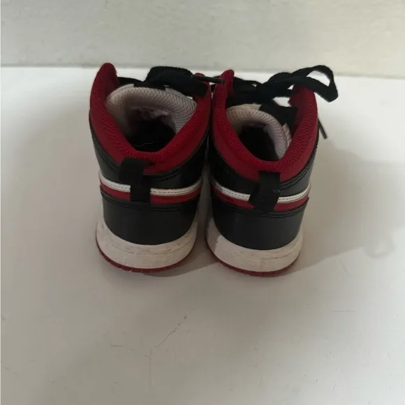 NIKE AIR JORDAN 1 Mid TD White Gym Red Black Toddler Size 10C
