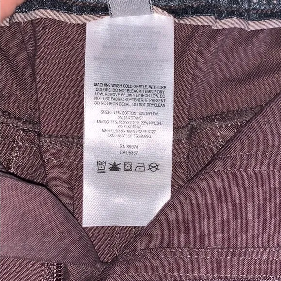 NWT Mountain Hardwear AP Scrambler Brown Shorts, 8