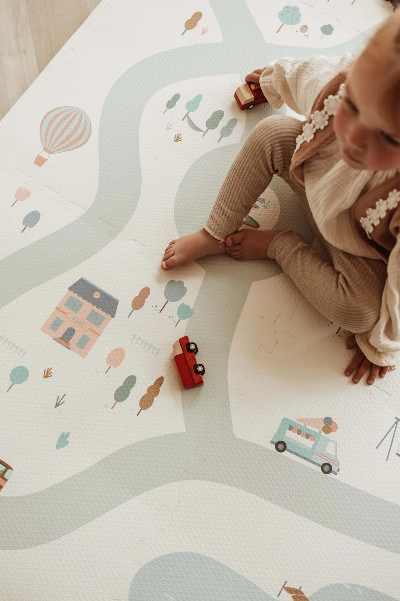 Play&Go EEVAA Puzzle Playmat Village (Min of 1, multiples of 1)