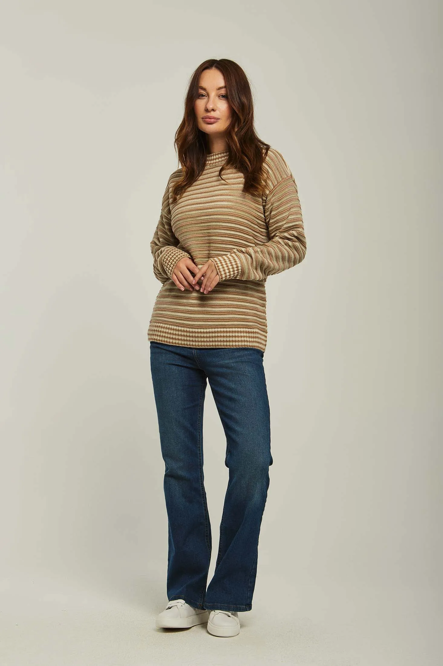 Pullover Crew Neck Flat Brown