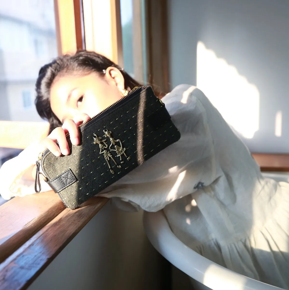 "Jodi" SLING WALLET - Green