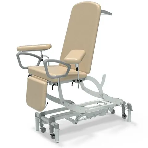Seers - CLINNOVA Phlebotomy 2 Electric couch, electric back rest and gas assisted foot rest, classic base with wheel and switch options (265Kg SWL)