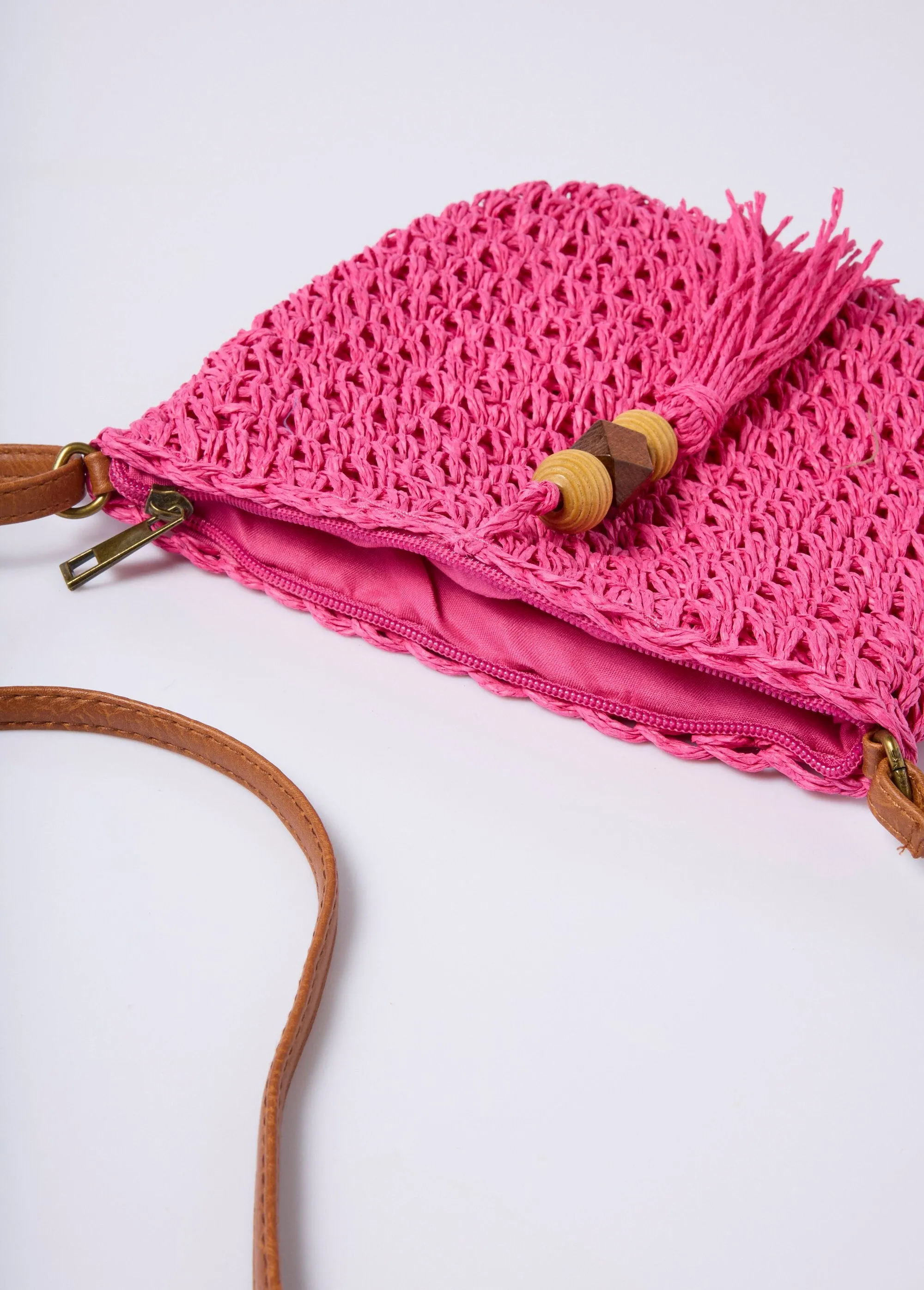 Straw shoulder bag, pearl pompom