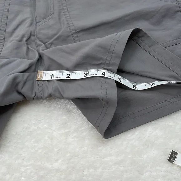 The North Face Gray Nylon Hiking Shorts Size 4