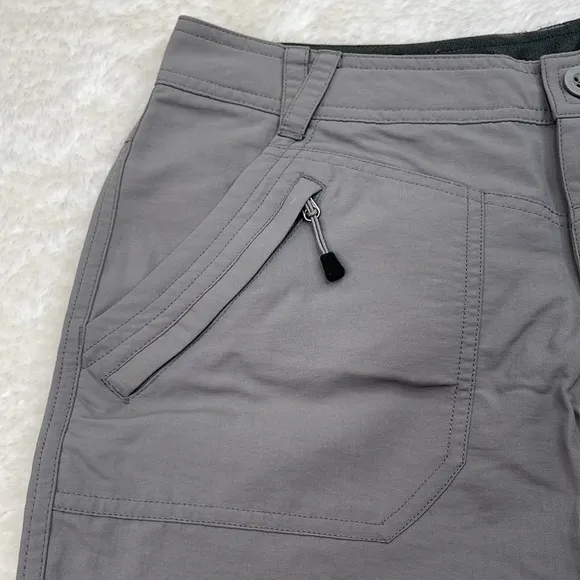 The North Face Gray Nylon Hiking Shorts Size 4