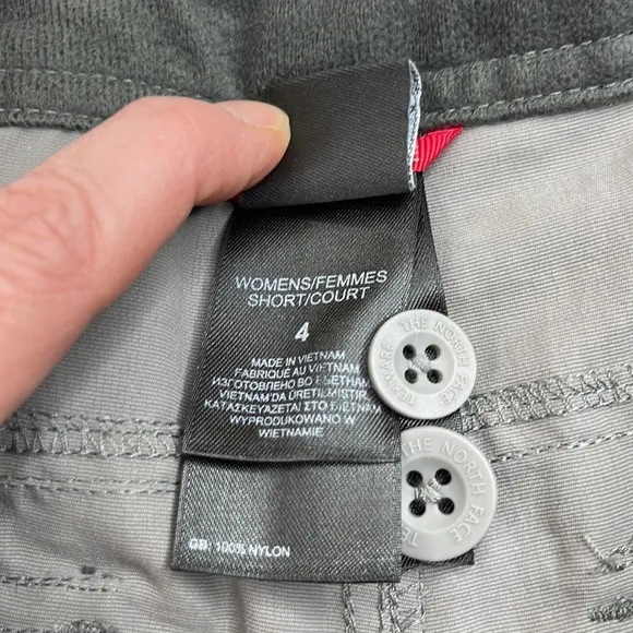 The North Face Gray Nylon Hiking Shorts Size 4