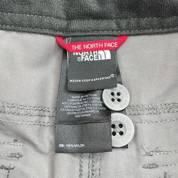 The North Face Gray Nylon Hiking Shorts Size 4