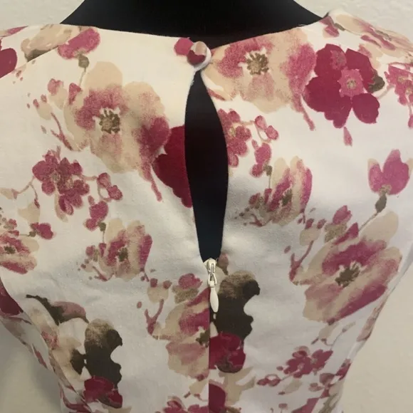 White House Black Market Rose Garden Floral Rockabilly Sun Dress Women's Size 2