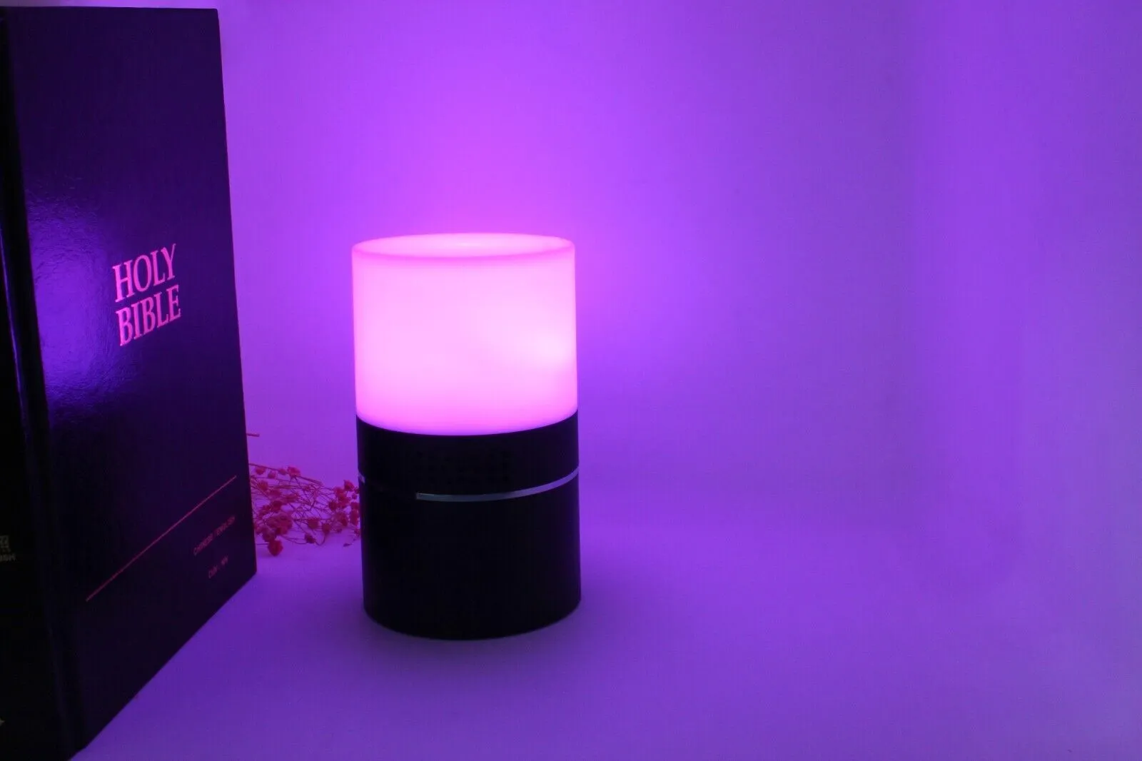 Wireless Wi-Fi Security Camera in Mood Lamp 1080p Video Recorder Motion Detection Push Alert